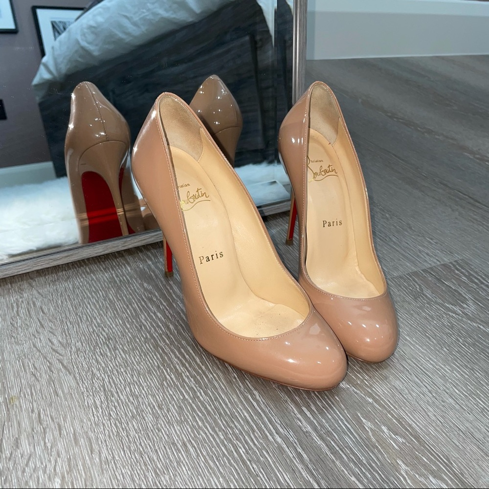 CHRISTIAN LOUBOUTIN FIFI PUMPS SIZE 6
